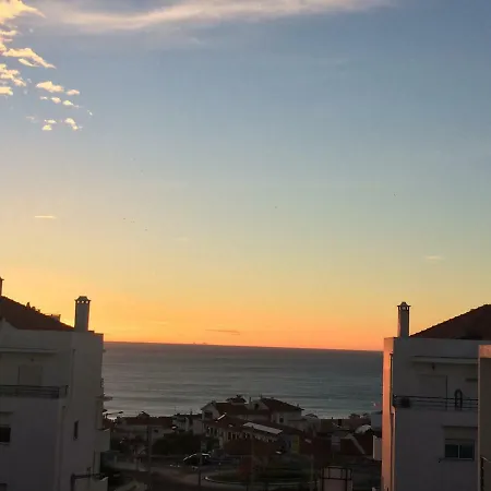 Brick Ocean Nazaré